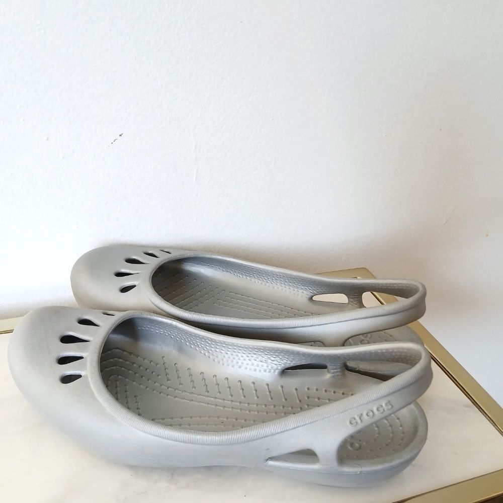 Crocs Classic Gray Clogs Sz 10W Slip-On Comfort Shoes